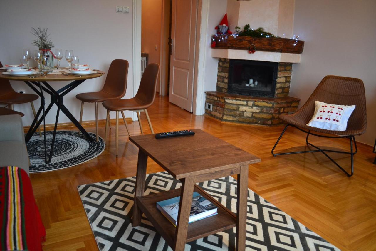 Nicola'S Apartment Нови Сад Екстериор снимка