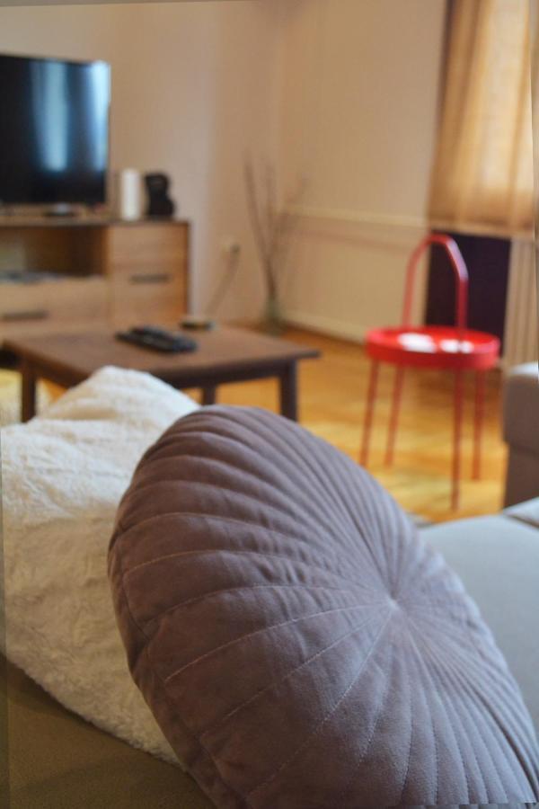 Nicola'S Apartment Нови Сад Екстериор снимка