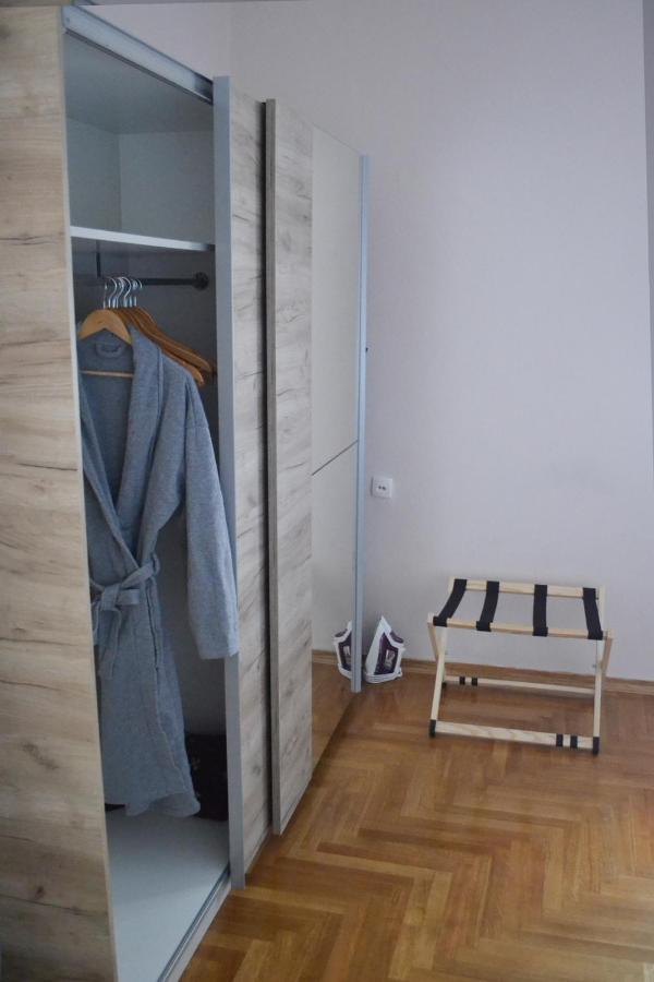 Nicola'S Apartment Нови Сад Екстериор снимка